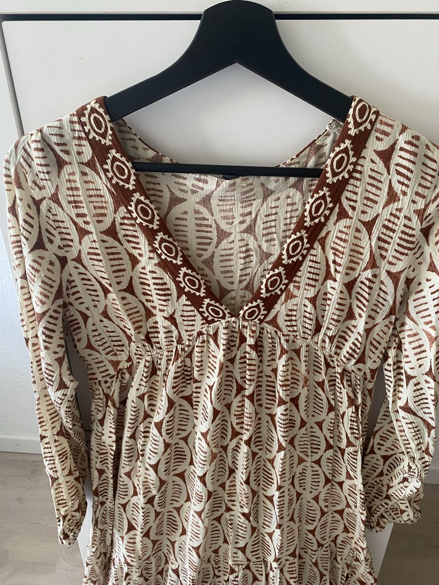 Kleider: Boho Maxi-Kleid – Neu (gemäss Beschreibung) aus Berikon von cel_88c6 1
