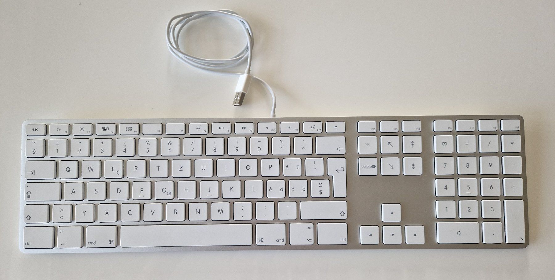 Apple PCs: Apple iMac 27 – D'occasion à Schenkon par aneonight 4