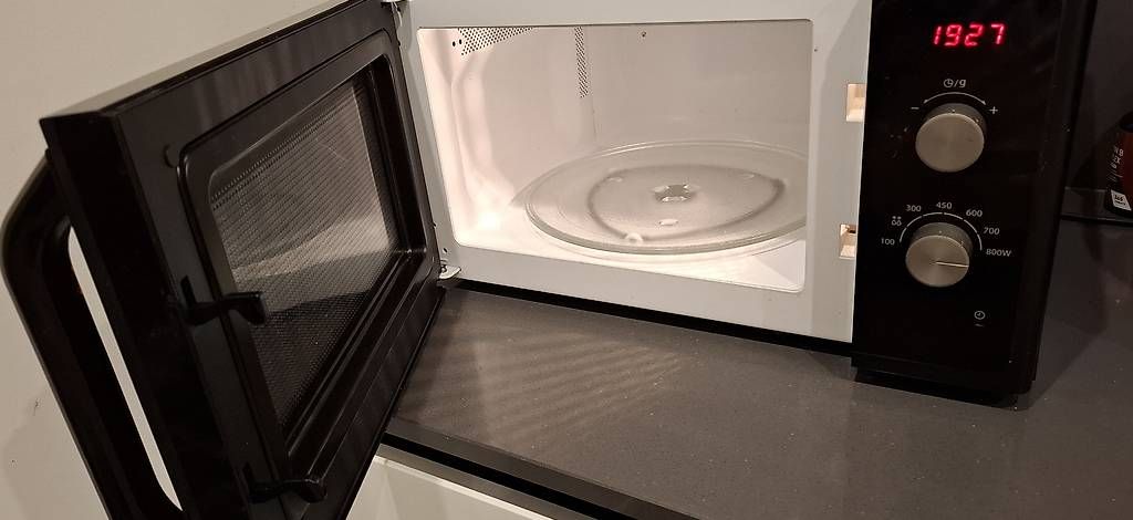 Küchengeräte: Microonde Samsung  – Gebraucht aus Davesco-Soragno von che_6rwb 1