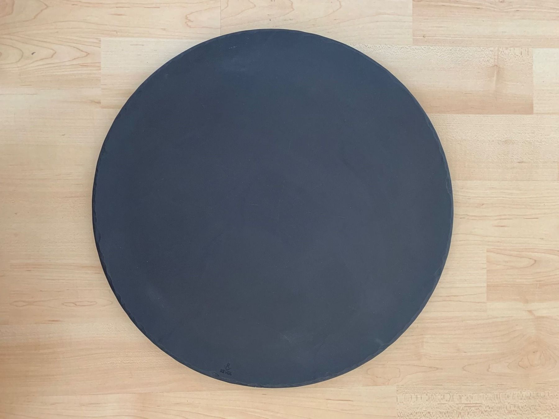 Teller: Teller / Platzteller / Platte Schiefer Revol 32 cm – Gebraucht aus Watt von Achalm4ever
