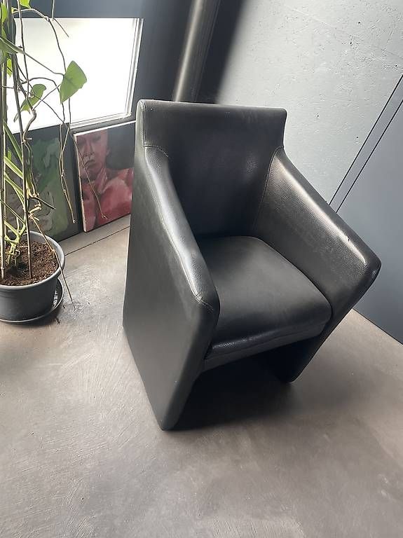 Poltrone: Schöner schwarzer Kunstleder Design Sessel – Usato da Buchs SG venduto da Tomxxx