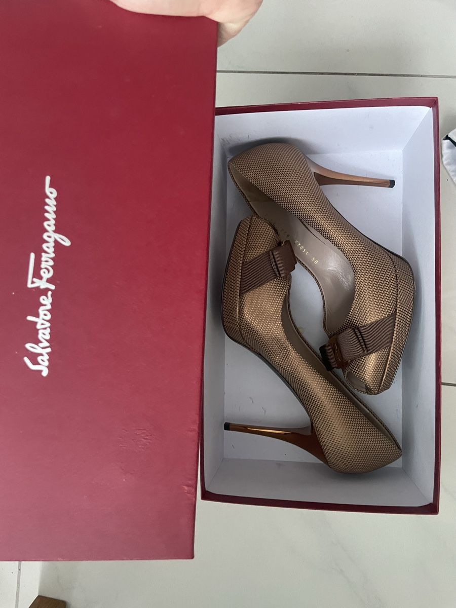 Salvatore Ferragamo Scarpe da donna: Gr.8,5 Salvatore Ferragamo Pumps – Usato da Au ZH venduto da Daiga 1