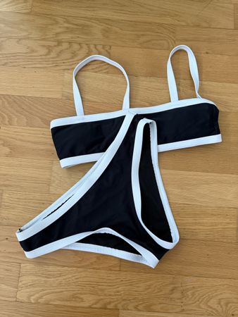 Schwarz Weisses Bikini Grösse XS