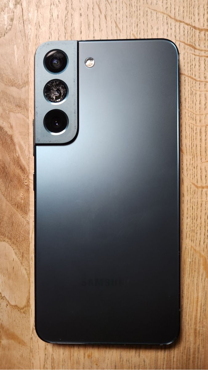 Samsung Portables: Samsung S22 – Défectueux à Udligenswil par ostwind2016 1