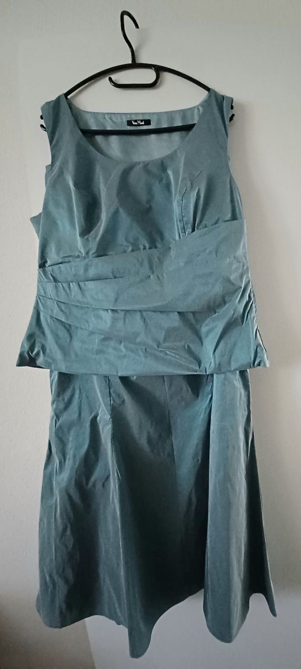 Vestiti: Abendkleid von Vera Mont – Usato da Gais venduto da cristallos