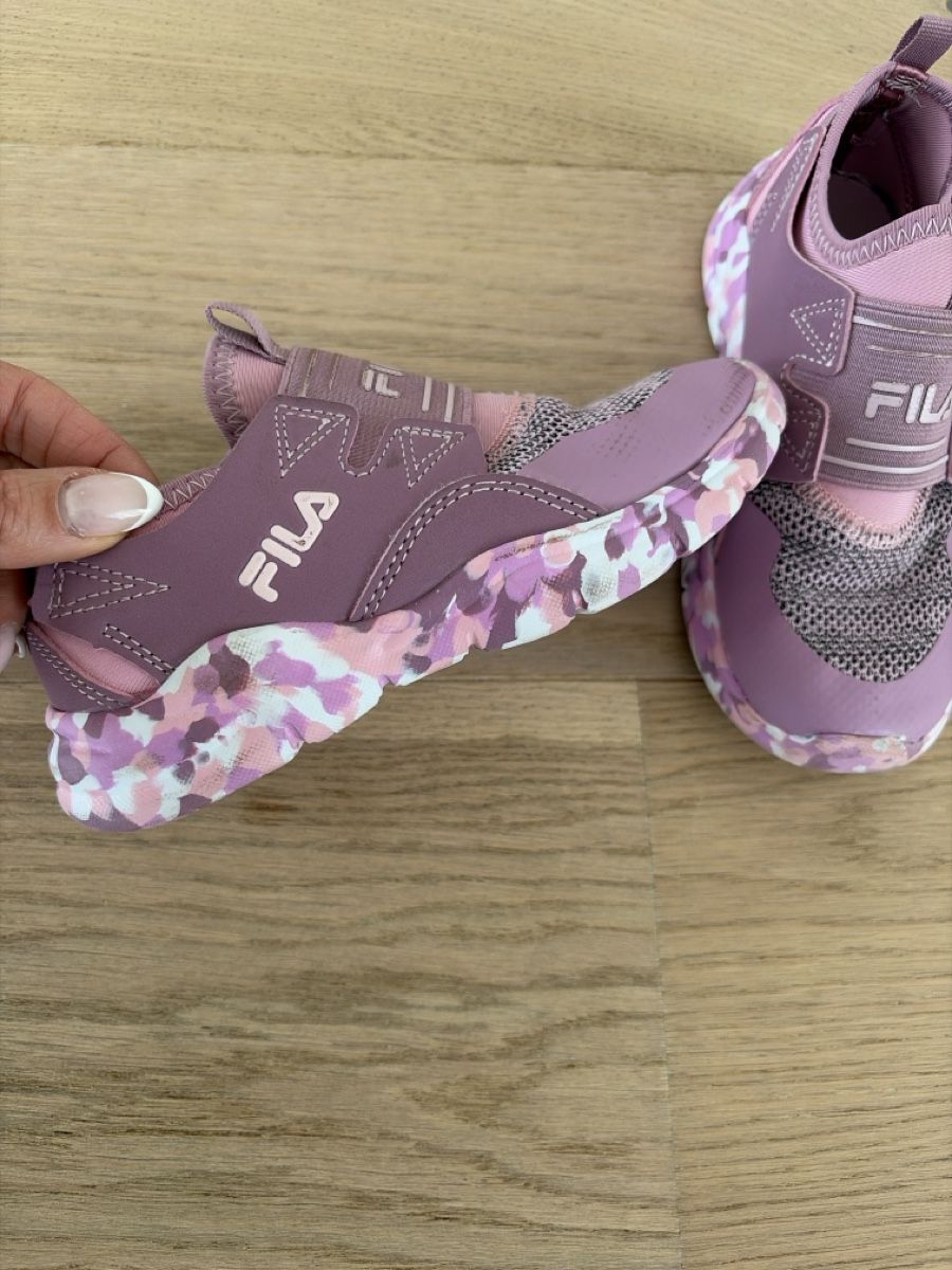 Fila Scarpe per ragazze: FILA sbeakers, Turnschuhe Gr. 29 – Usato da Affoltern am Albis venduto da TanGotan 1