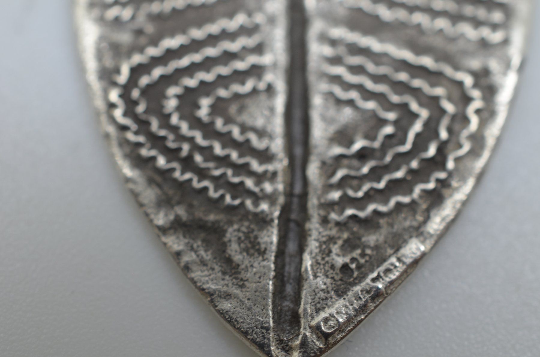 Anhänger: Collier argent 925 avec 1 pendentif feuille 8.3 grammes – Gebraucht aus La Croix (Lutry) von OMEGA07 1