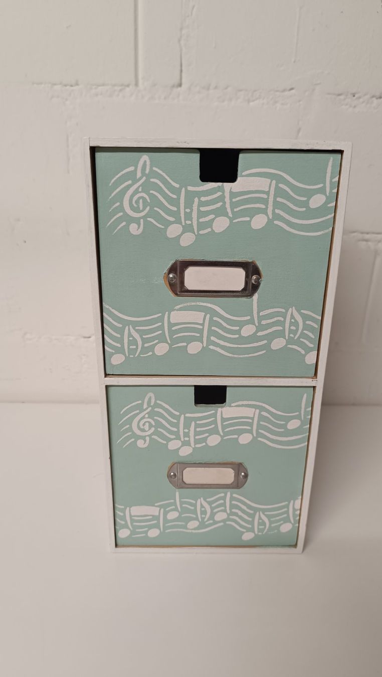 Cassettiere: Kleine Tisch Kommode shabby blau – Nuovo (secondo la descrizione) da Zürich venduto da Jul69