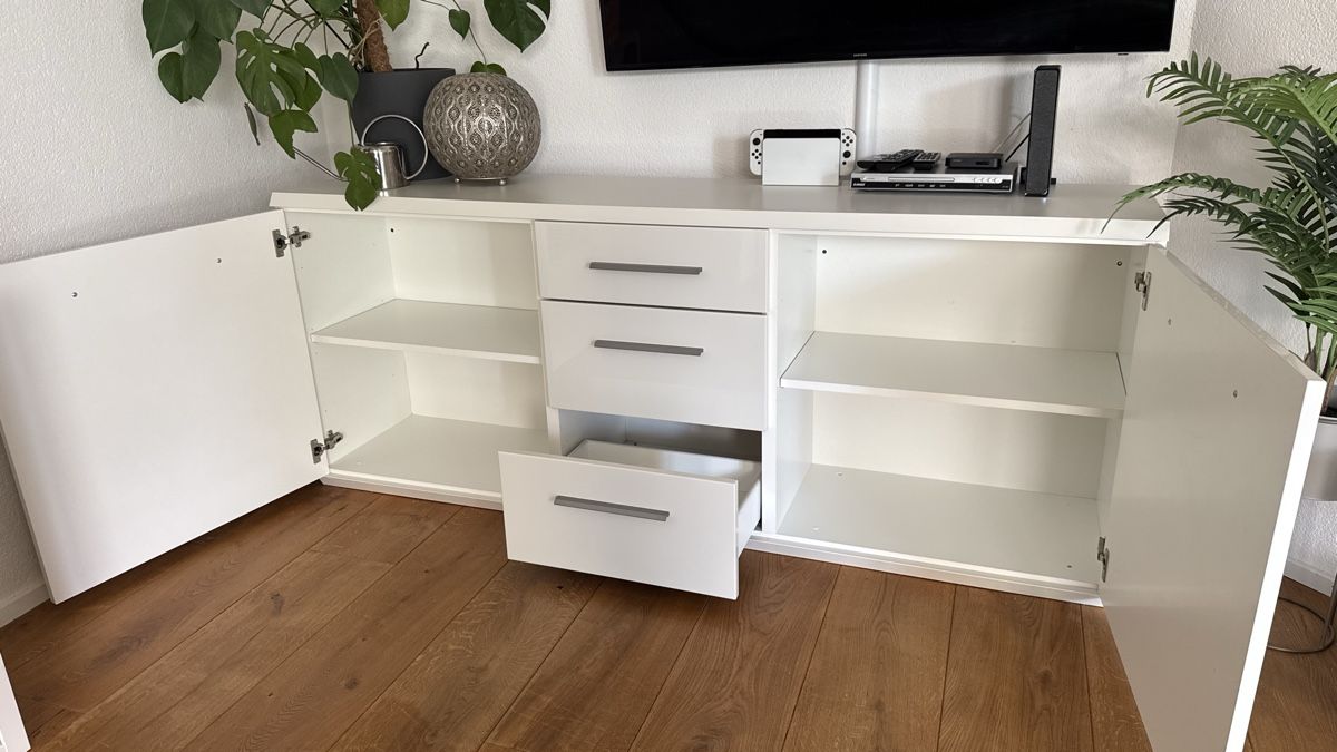 Commodes: Kommode / TV Möbel – D'occasion à Hombrechtikon par vimu.07 1