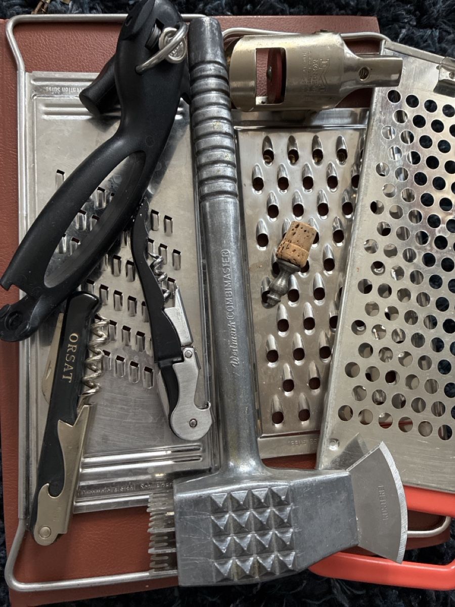 Cucine complete: Ustenciles de Cuisine – Usato da Hittnau venduto da PfiHi01
