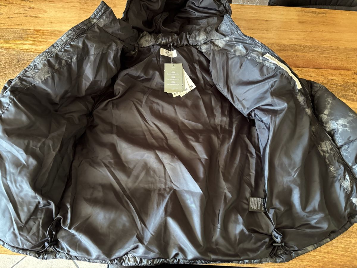H&M Giacche & Cappotti: Neue H&M Winterjacke Gr.164 – Usato da Oberdorf SO venduto da sa-na 1