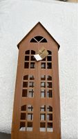 Maison décorative en métal marron