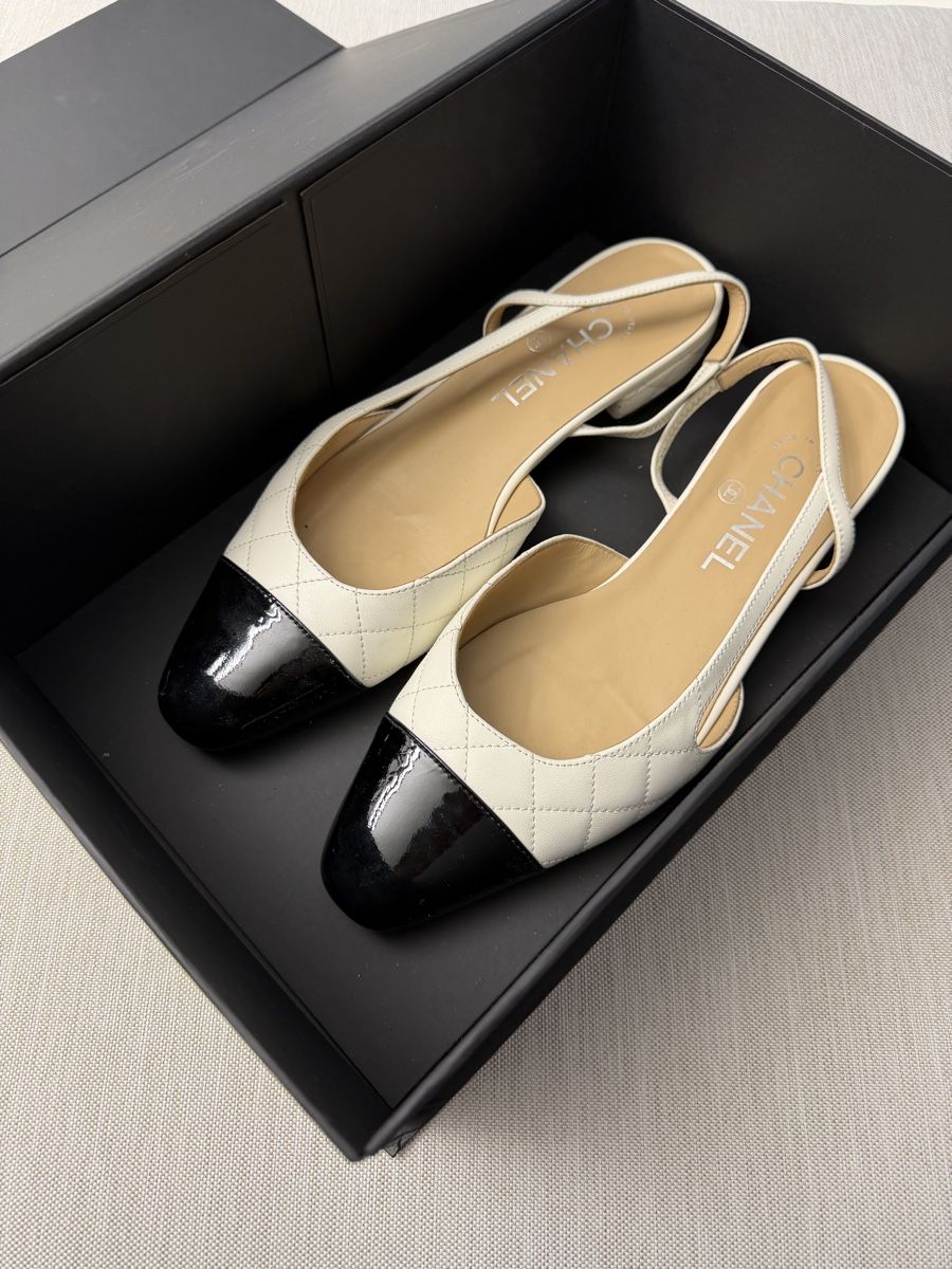 Scarpe da donna: Chanel Sandalen  – Usato da Dübendorf venduto da malina7797 1