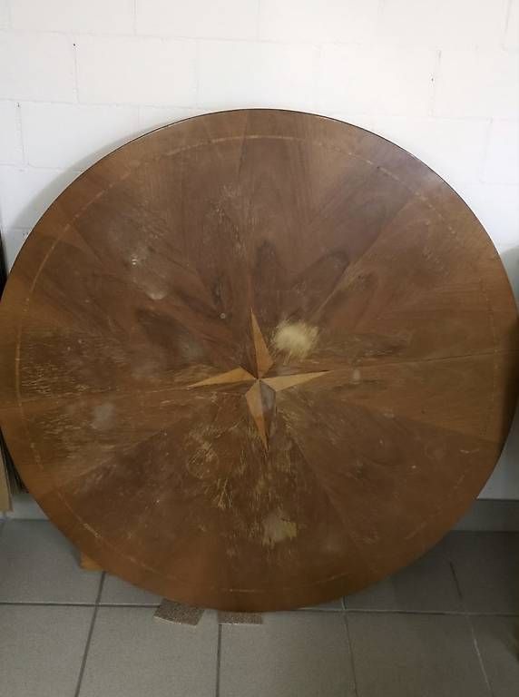 Tische: Holztisch mit Intarsien – Gebraucht aus Zürich von the_xp8m 2