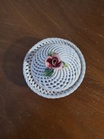 Wunderschöne Vintage-Schmuckdose / Bonbonniere aus geflochte