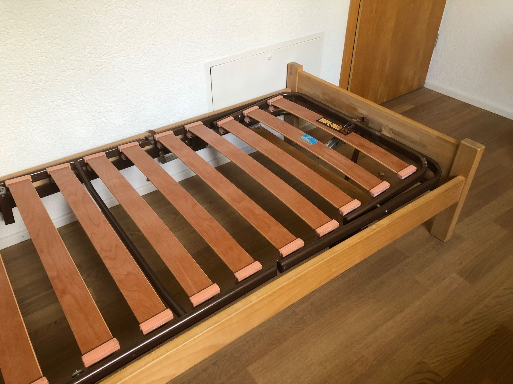 Reti a doghe: Lattenrost aus Metall Embru 200 x 90 – Usato da Thierachern venduto da Dotilaso