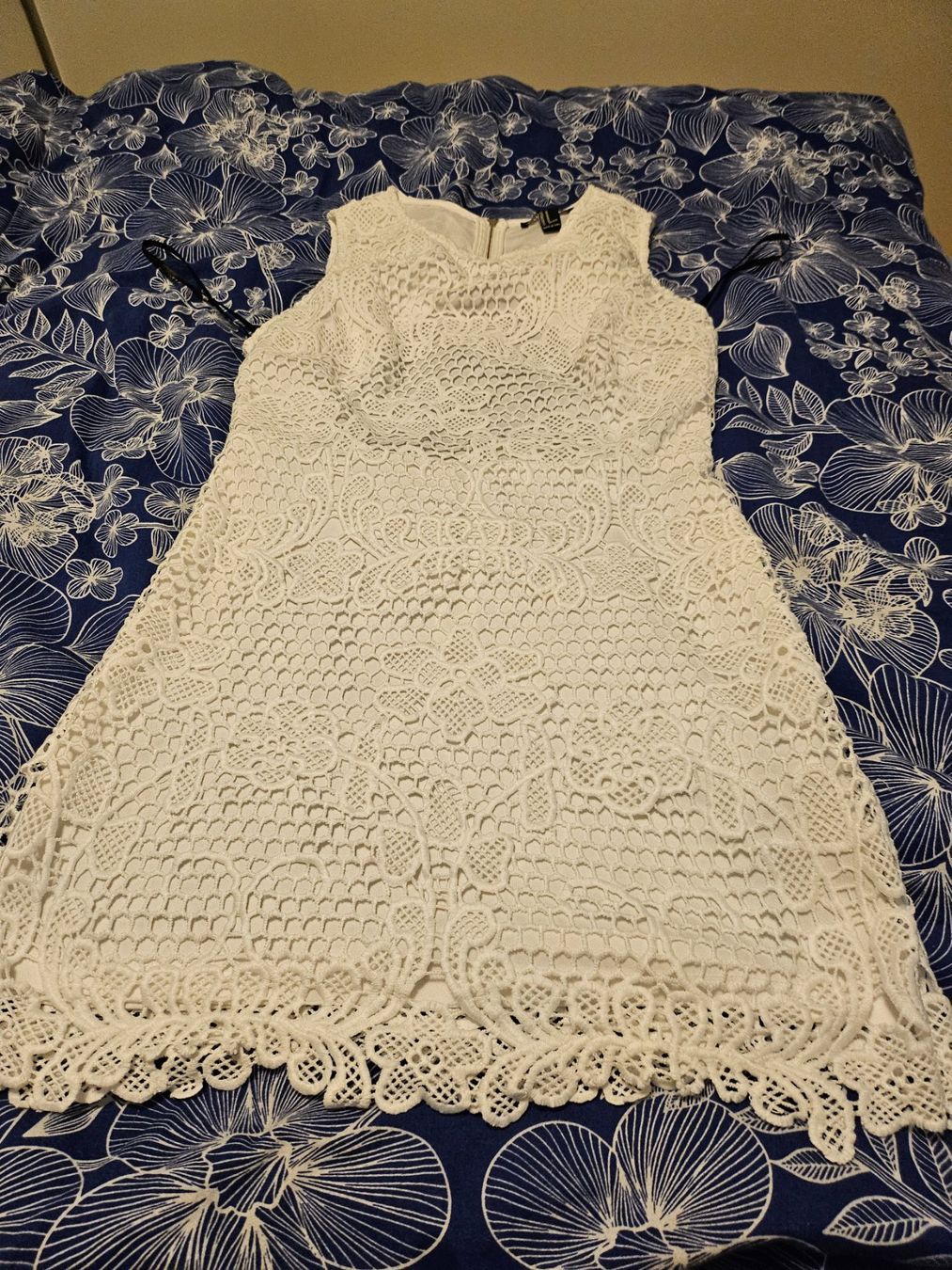 Vestiti: Sommerkleid gr  M – Nuovo (secondo la descrizione) da Dietikon venduto da Eleda