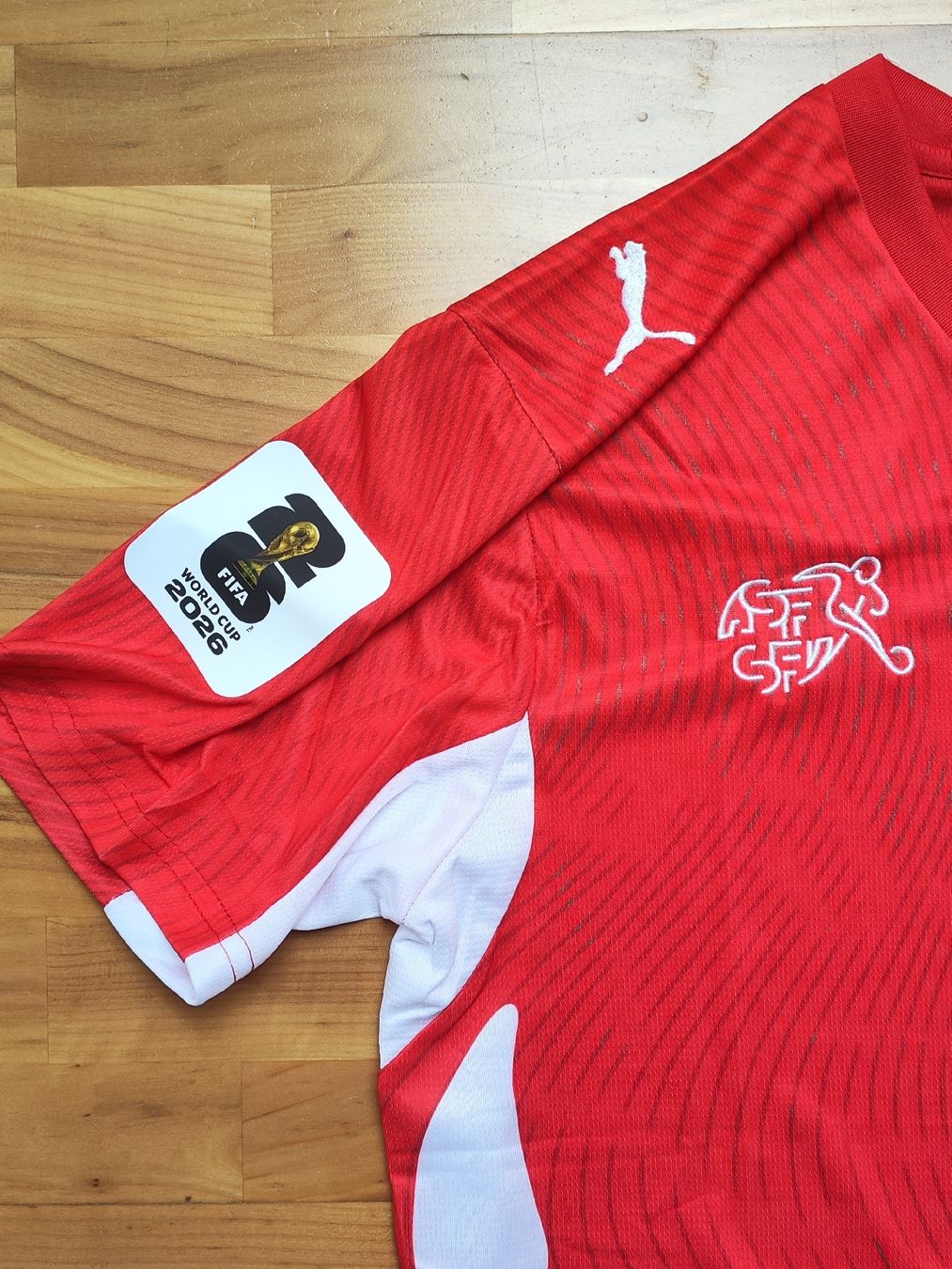 Puma Leibchen & Hosen: Schweiz Heimtrikot 2026 – Neu (gemäss Beschreibung) aus Breitenbach von Lqris 4