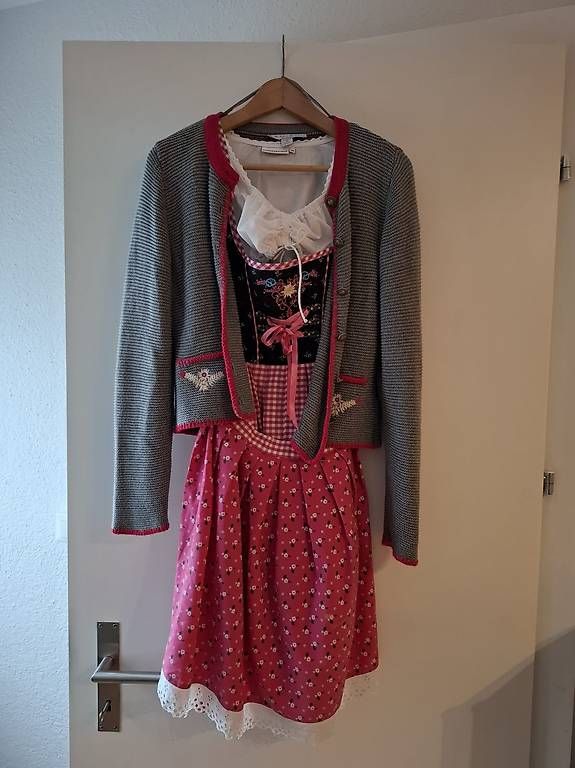 Vestiti: Dirndl Stockerpoint Grösse 36 / S – Usato da Näfels venduto da rahel.___