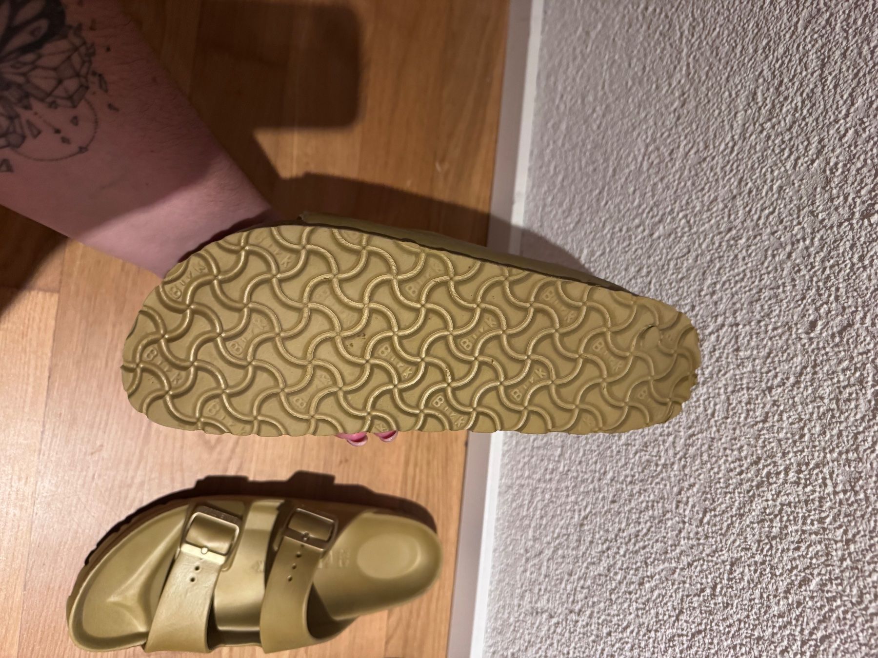 Birkenstock Scarpe da donna: Birkenstock EVA gold – Usato da Ostermundigen venduto da farfallina1606 1