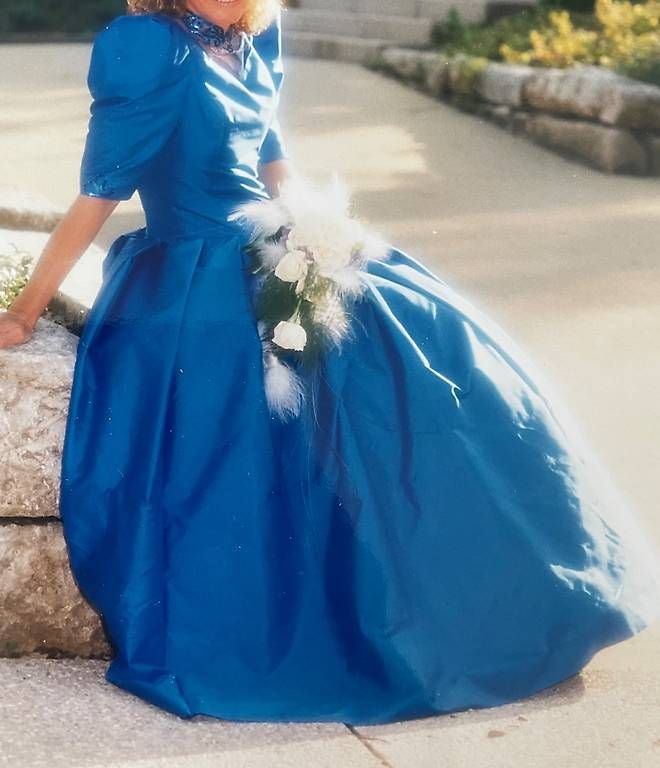 Vestiti: Brautführerkleid – Usato da Studen BE venduto da Rambolino05