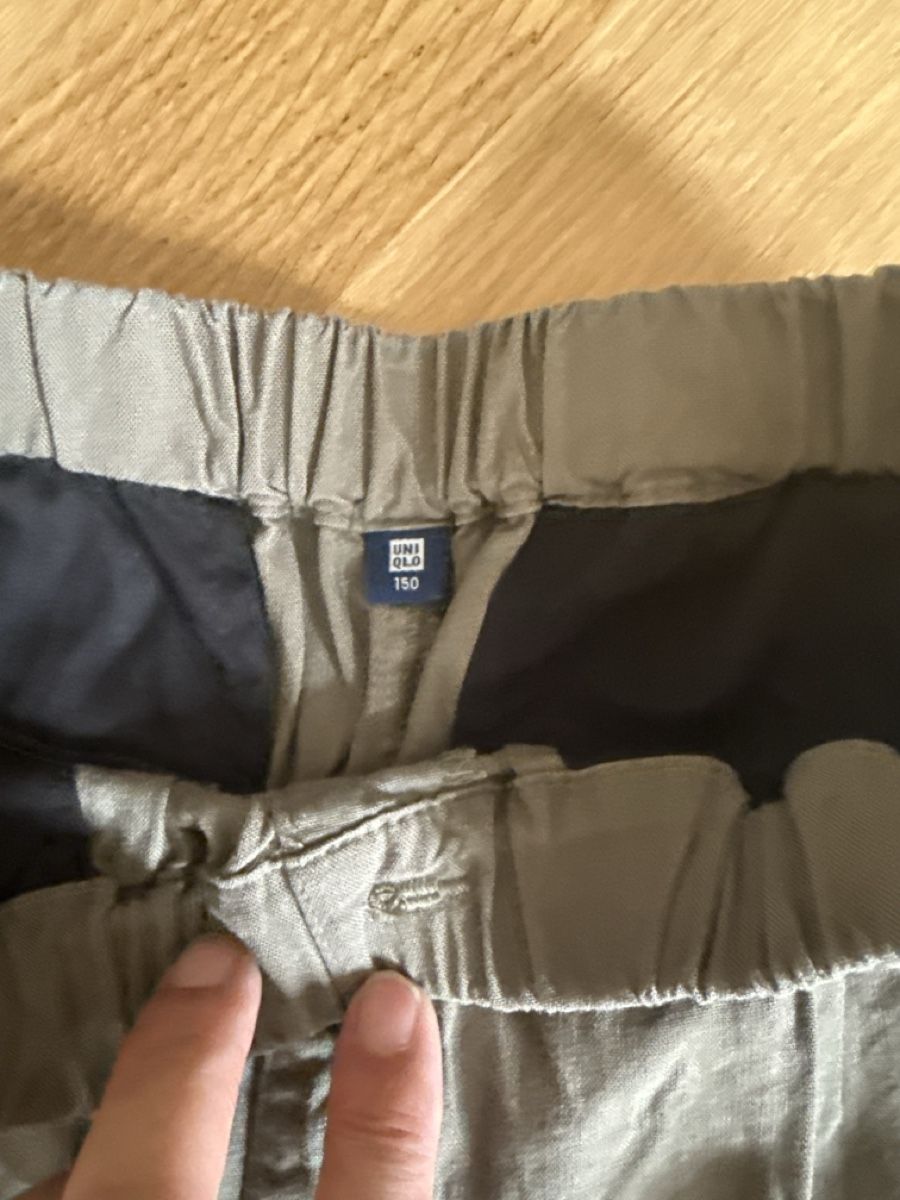 Uniqlo Pantaloni: UNIQLO Hosen 150 – Usato da Zürich venduto da Mothai 2