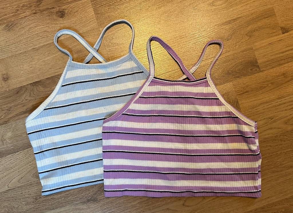 Tops: Lot de 2 tops (bleu/violet) – Gebraucht aus Bollion von cha_jm6h