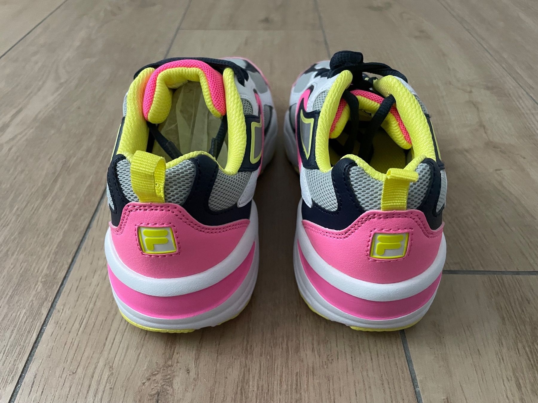 Fila Scarpe per ragazze: FILA Turnschuhe Gr. 38 NEU – Nuovo e nell'imballaggio originale da Waltenschwil venduto da hansnine 3