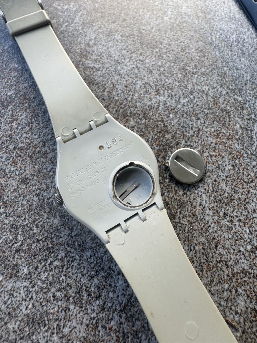 Swatch Orologi: Swatch Grey 1984 – Usato da Sursee venduto da Dersempacher 1