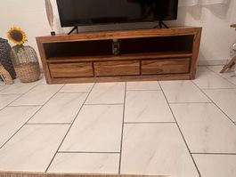 TV Möbel aus Holz