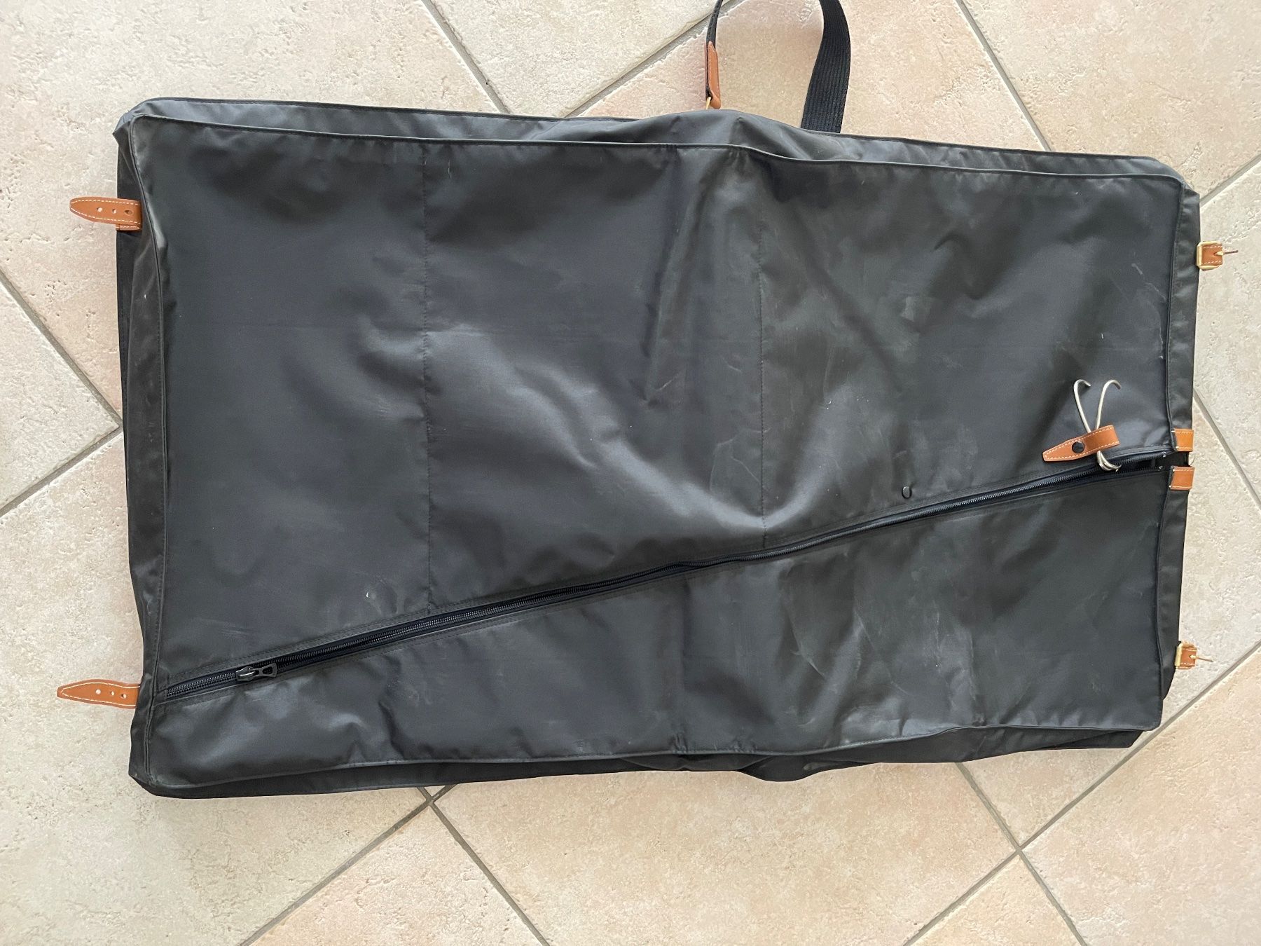 Longchamp Reisekoffer: LONGCHAMP Reisekoffer und Kleidersack – Gebraucht aus Schaffhausen von stregina 4