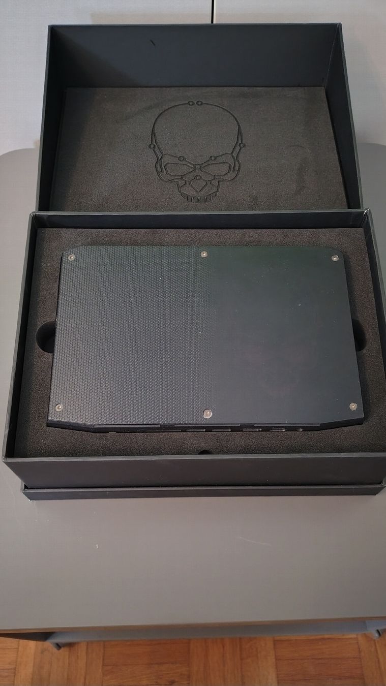 Intel PC: Intel nuc 8 Extreme – Usato da Lohn-Ammannsegg venduto da ais_5xh6 6