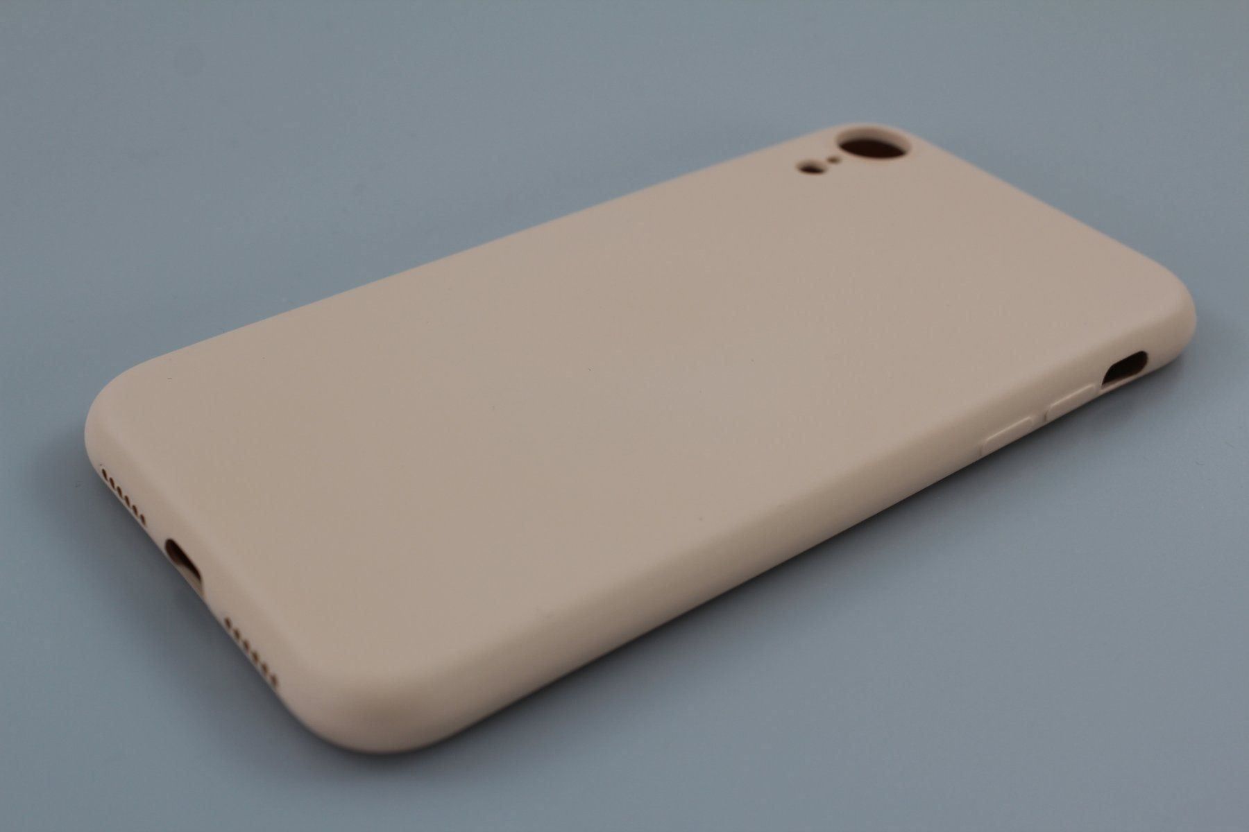 Apple Covers & Schutzfolien: Iphone XR 6.1" Silikon Hülle Case Cover – Neu und originalverpackt aus Schaffhausen von krokodilgena 3