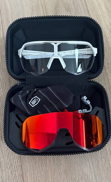 Occhiali & Lenti: 100% Sport Sonnenbrille – Usato da Immensee venduto da michellerahel 2