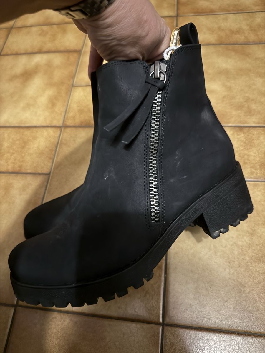 Scarpe da donna: Bottines noires taille 39 Marina – Usato da Veyrier venduto da kimedovapa 1
