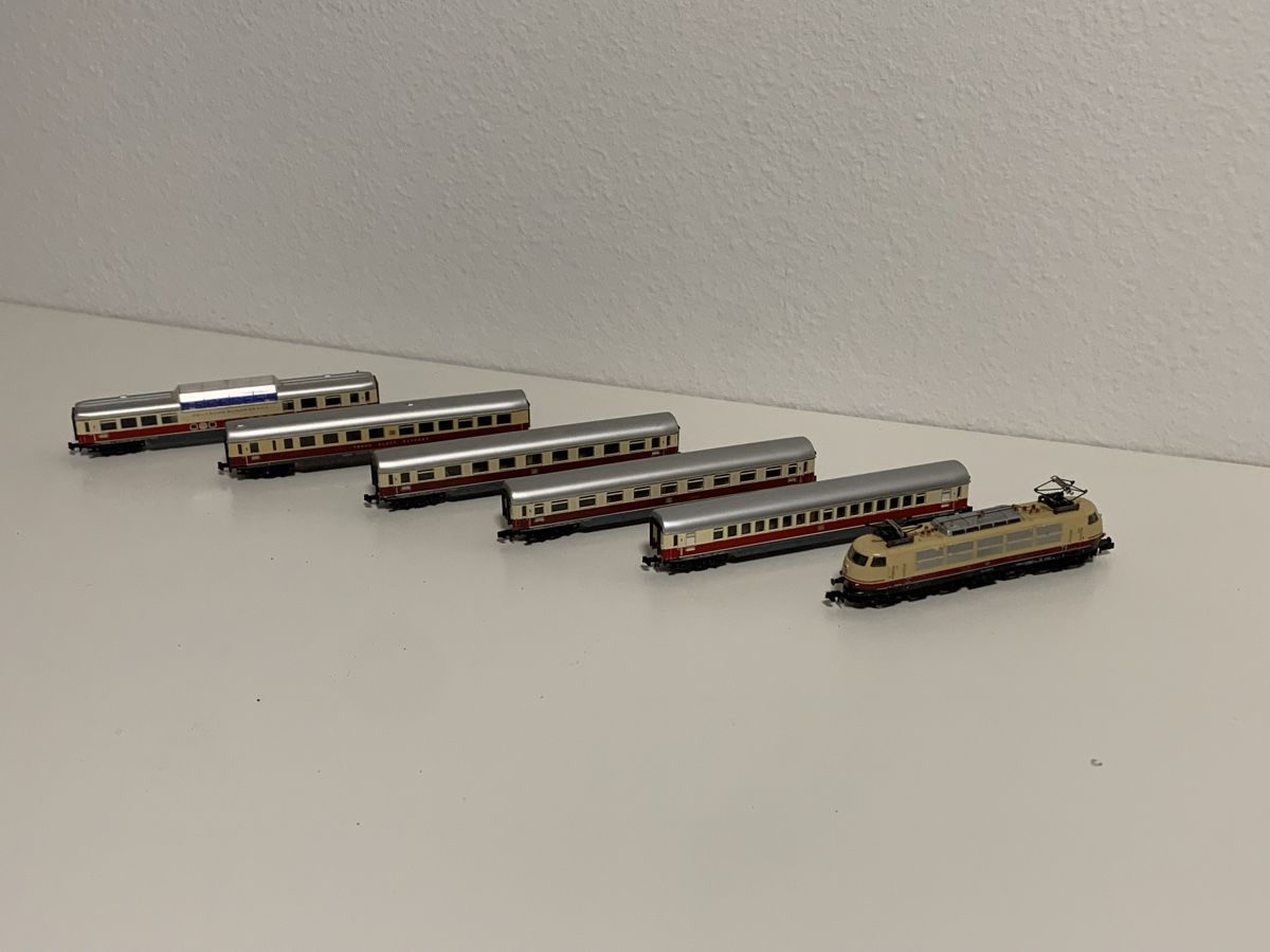 Arnold Modellini di ferrovie: DB TEE Zugkomposition mit BR 103 Spur N Analog – Usato da Neuenegg venduto da Mazdanier