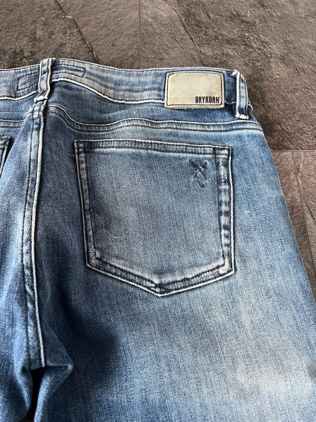 Drykorn Jeans: Drykorn Jeans, Gr. 28/32 – Nuovo e nell'imballaggio originale da Walzenhausen venduto da Cerna007 6