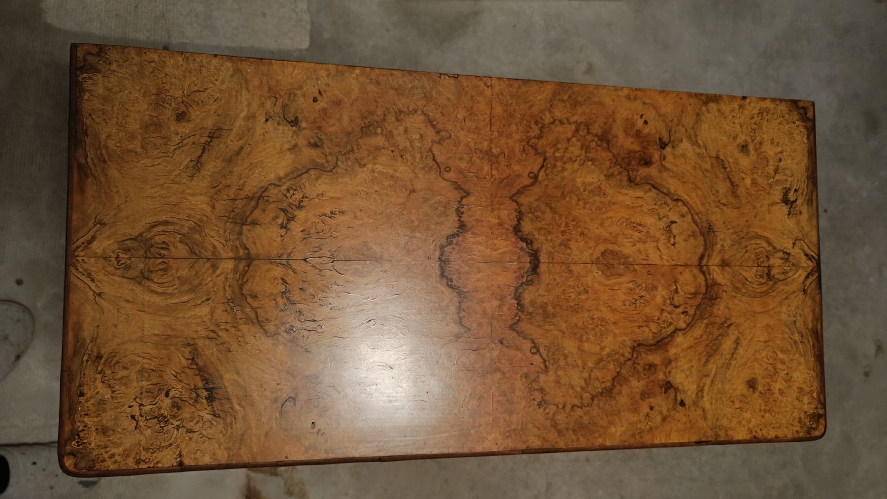 Tavoli: Table de jeu ancienne – Usato da Cossonay-Ville venduto da Aryann34 1