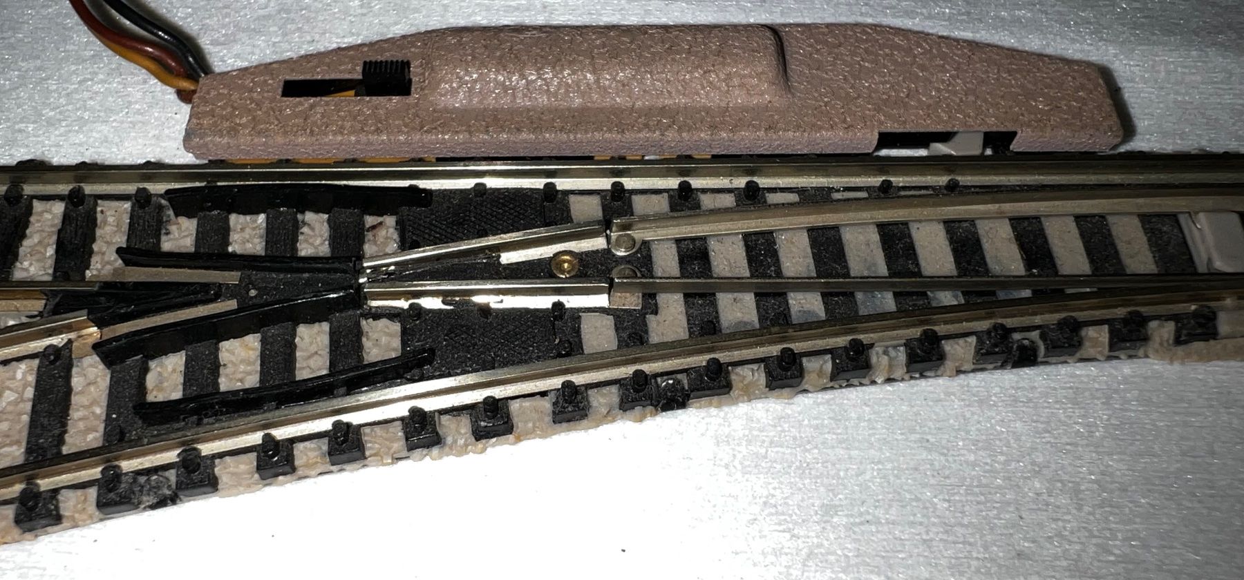 Fleischmann Modelleisenbahnen: Fleischmann Weiche Links (elektrisch), 9170? – Gebraucht aus Basel von jonnyhaas 5
