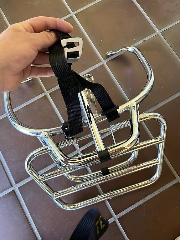 Alle Rollerersatzteile: Vespa Gepäckträger  – Gebraucht aus Wettingen von rob_7zjb 2