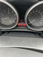 Mazda 5 2.0 Kombi schwarz 203660 km Jahrgang 2011