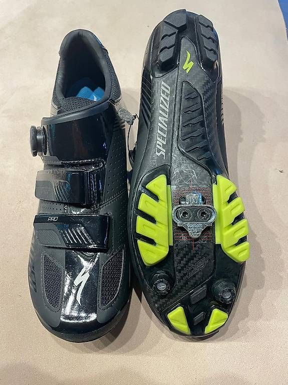 Herrenschuhe: Bike Schuh Specialized Pro Carbon Gr. 43 – Gebraucht aus Buochs von ste_z9tl 2