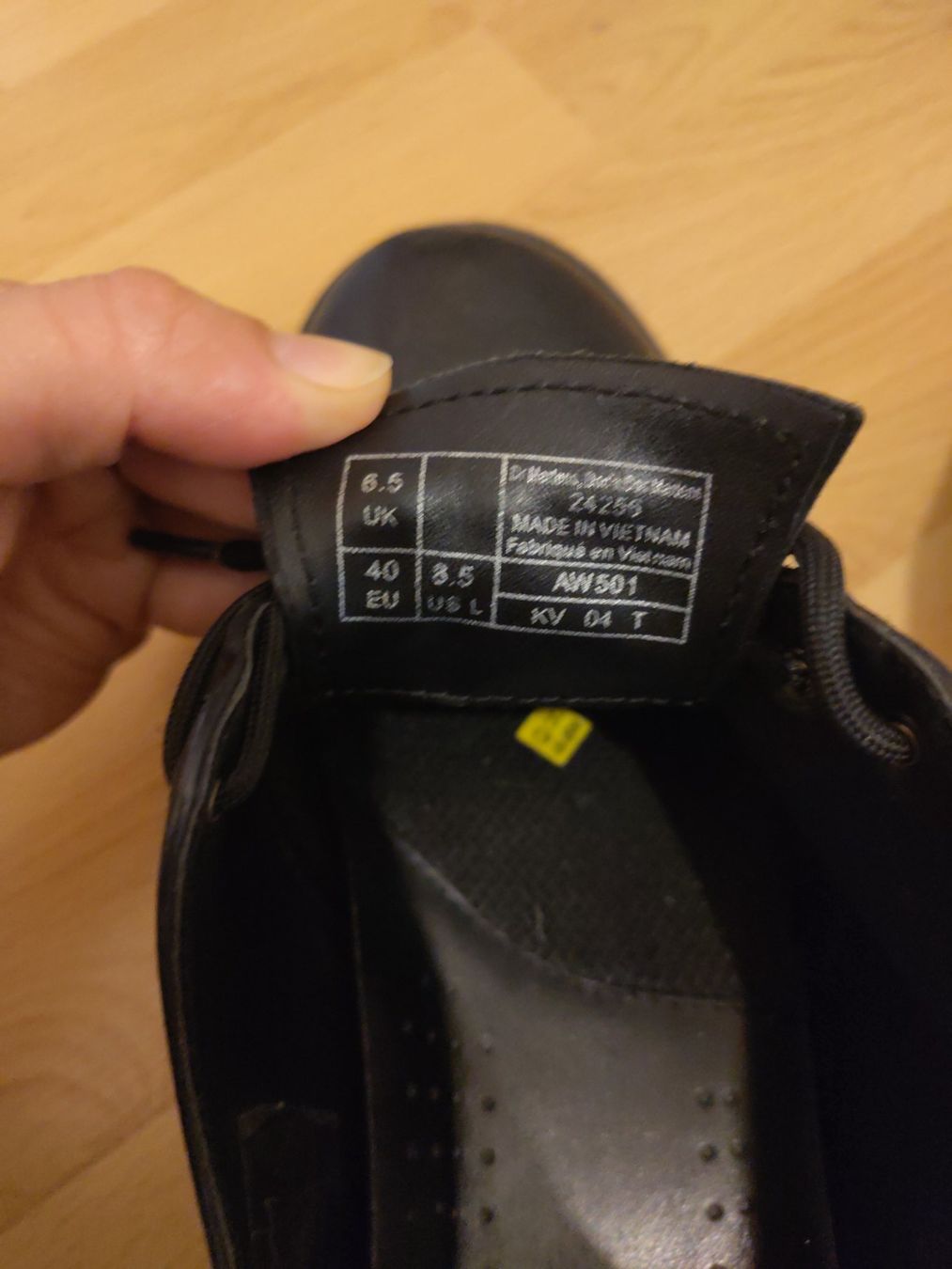 Dr. Martens Scarpe da donna: Dr. Martens original – Usato da Luzern venduto da Carmen.Steiger 5