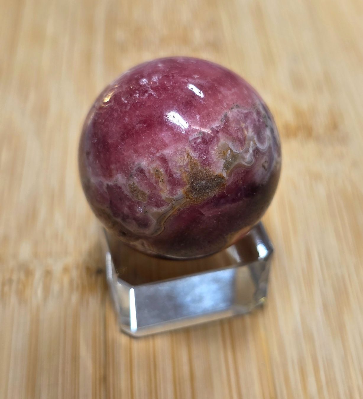 Mineralien & Heilsteine: Rhodochrosit Kugel B 30mm 48.24g – Neu und originalverpackt aus Matzingen von Shay_Crystalz