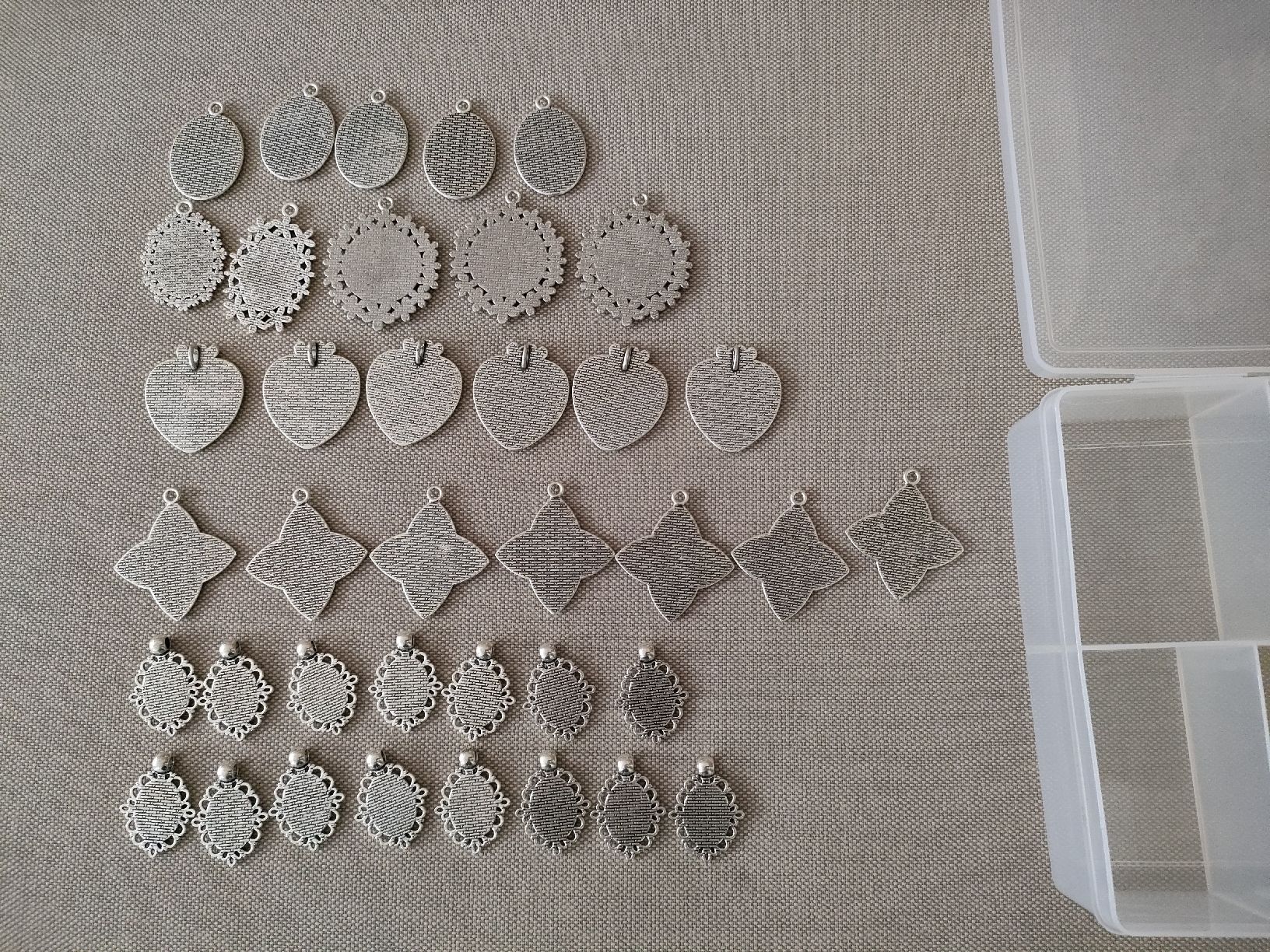 Tutte le decorazioni: 38 Stk. Cabochon - 70% Rabatt! – Nuovo e nell'imballaggio originale da Bern venduto da Lidia.5 1