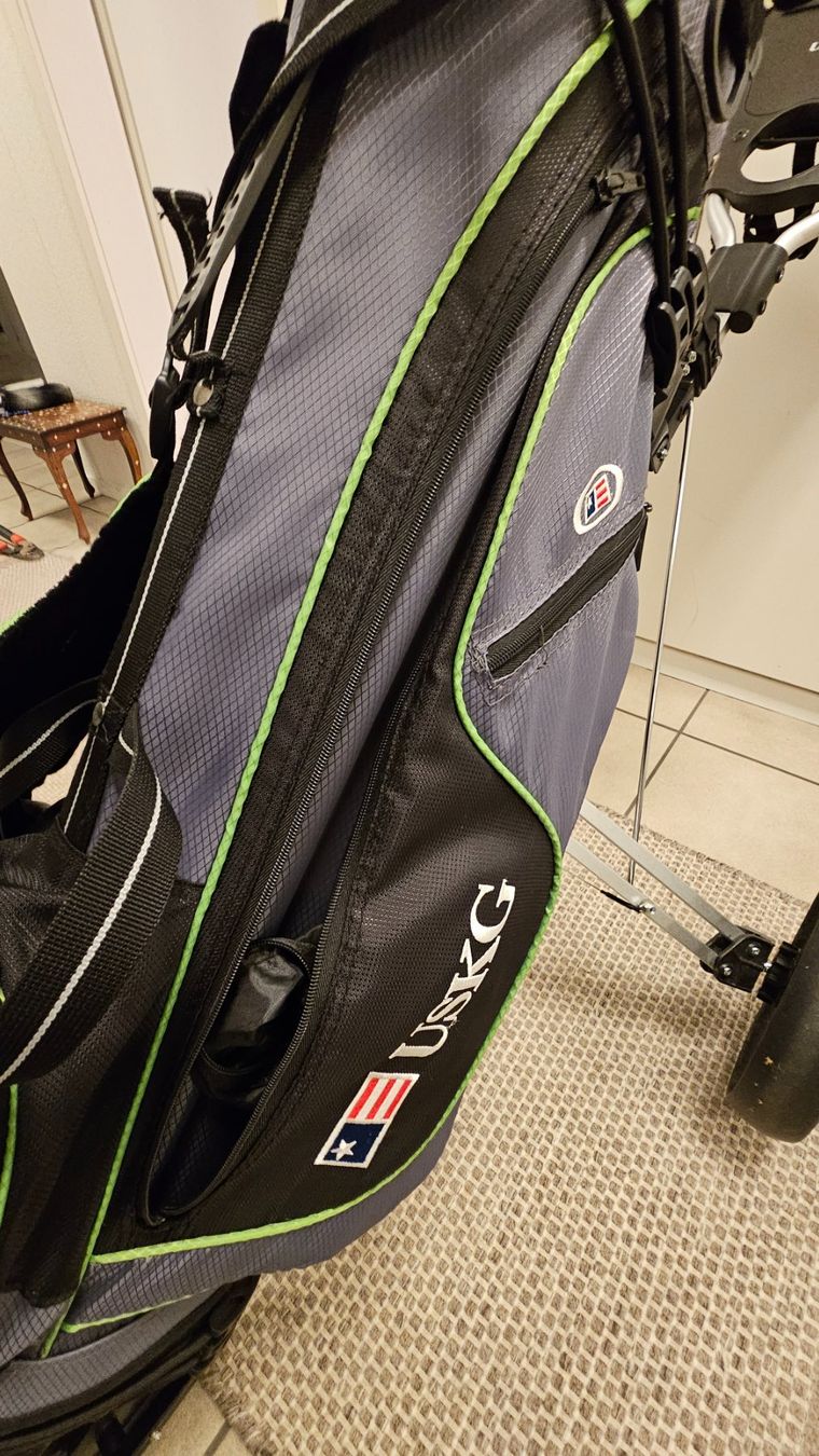 Mazze & Set: US Kids Golfset mit Golfwagen – Usato da Emmenbrücke venduto da TW7 7