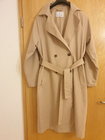 Trench-coat Stradivarius, S, beige, très bon état, polyester