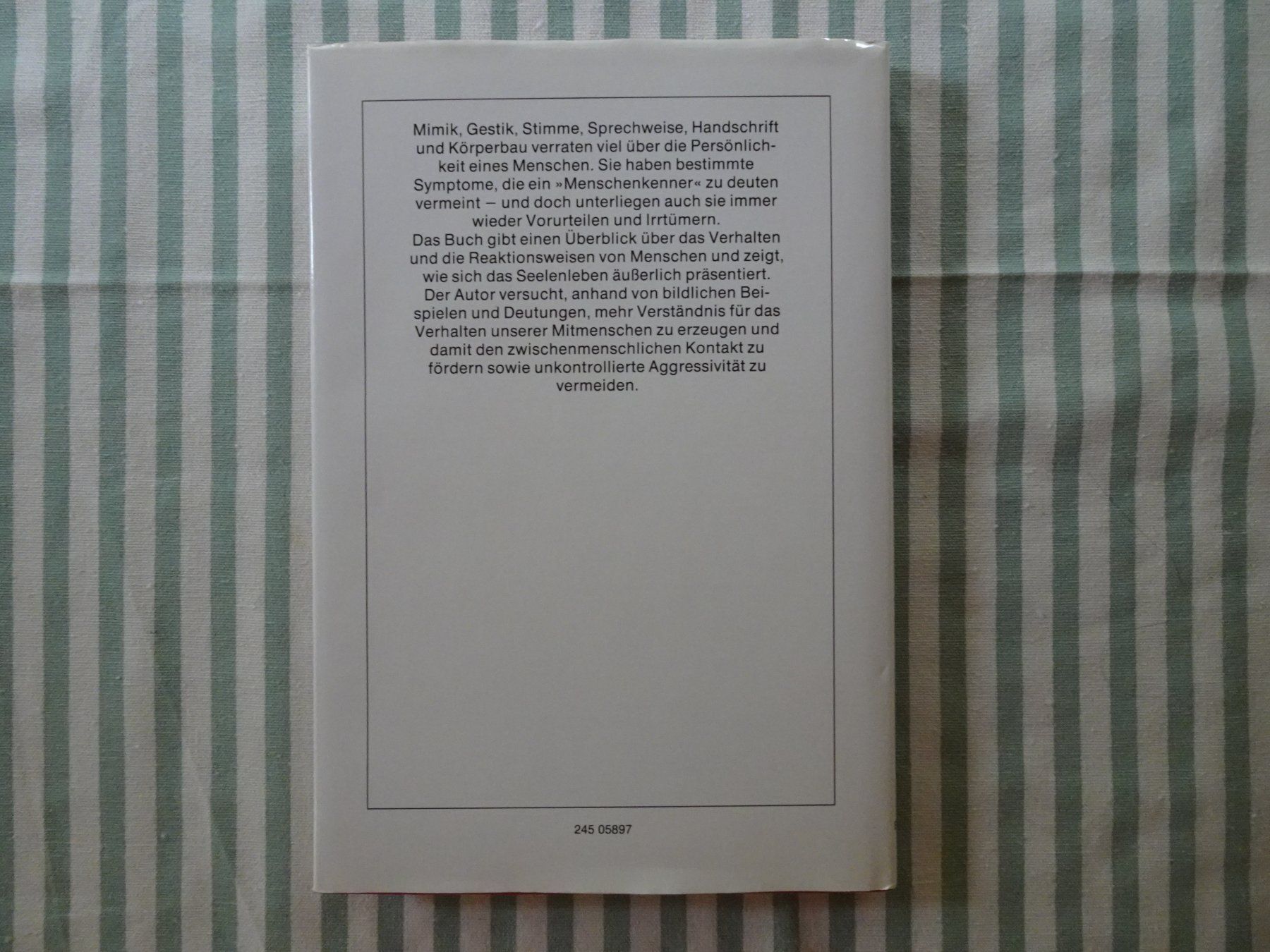 Libri: Peter Lauster - Menschenkenntnis - B508 – Usato da Küssnacht am Rigi venduto da Bookslove-Divers 1