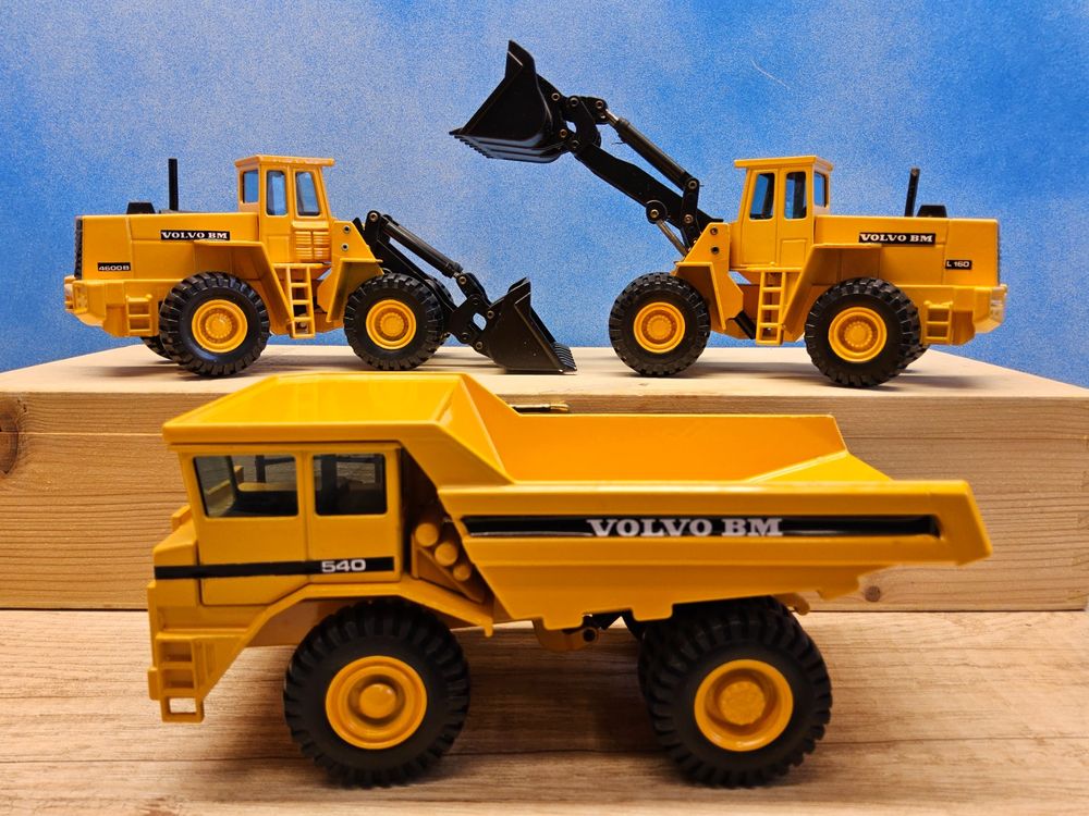 5 x JOAL _ VOLVO BM Baumaschinen _ Bagger _ Lastwagen 1:50 (Gebraucht ...