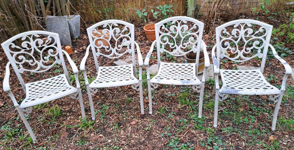 Vintage Gartenstühle aus Metall, Stapelbar Kaufen auf Ricardo
